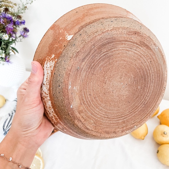Stoneware Pottery Bowl - Picture 5 of 5